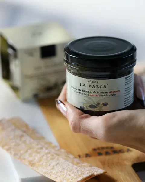 FINCA LA BARCA | TAPENADE MED R&Oslash;KTE CHILIFLAK 